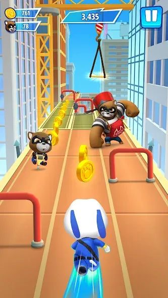 Talking Tom Hero Dash  [МОД Много денег] Screenshot 2